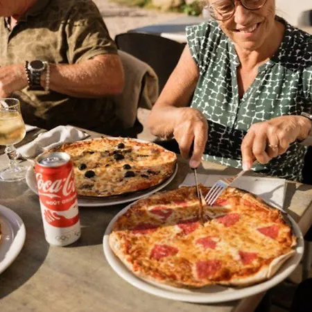 Kemping Cosy Avec Cuisine Equipee - Api-1-52-760 Barbey-Seroux