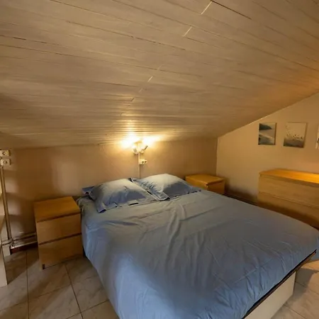 Cosy Avec Cuisine Equipee - Api-1-52-760 *