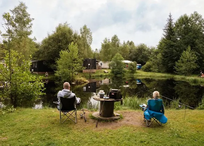 Camping Cosy Avec Cuisine Equipee - Api-1-52-760