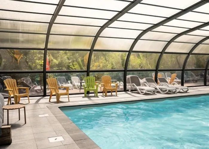 Camping Cosy Avec Cuisine Equipee - Api-1-52-760 *